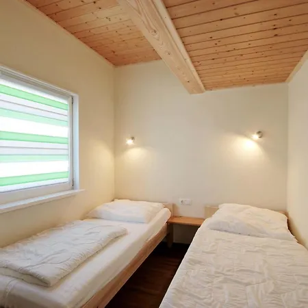 Bungalowpark Zinglingsberg By Rujana Binz Buitenkant foto